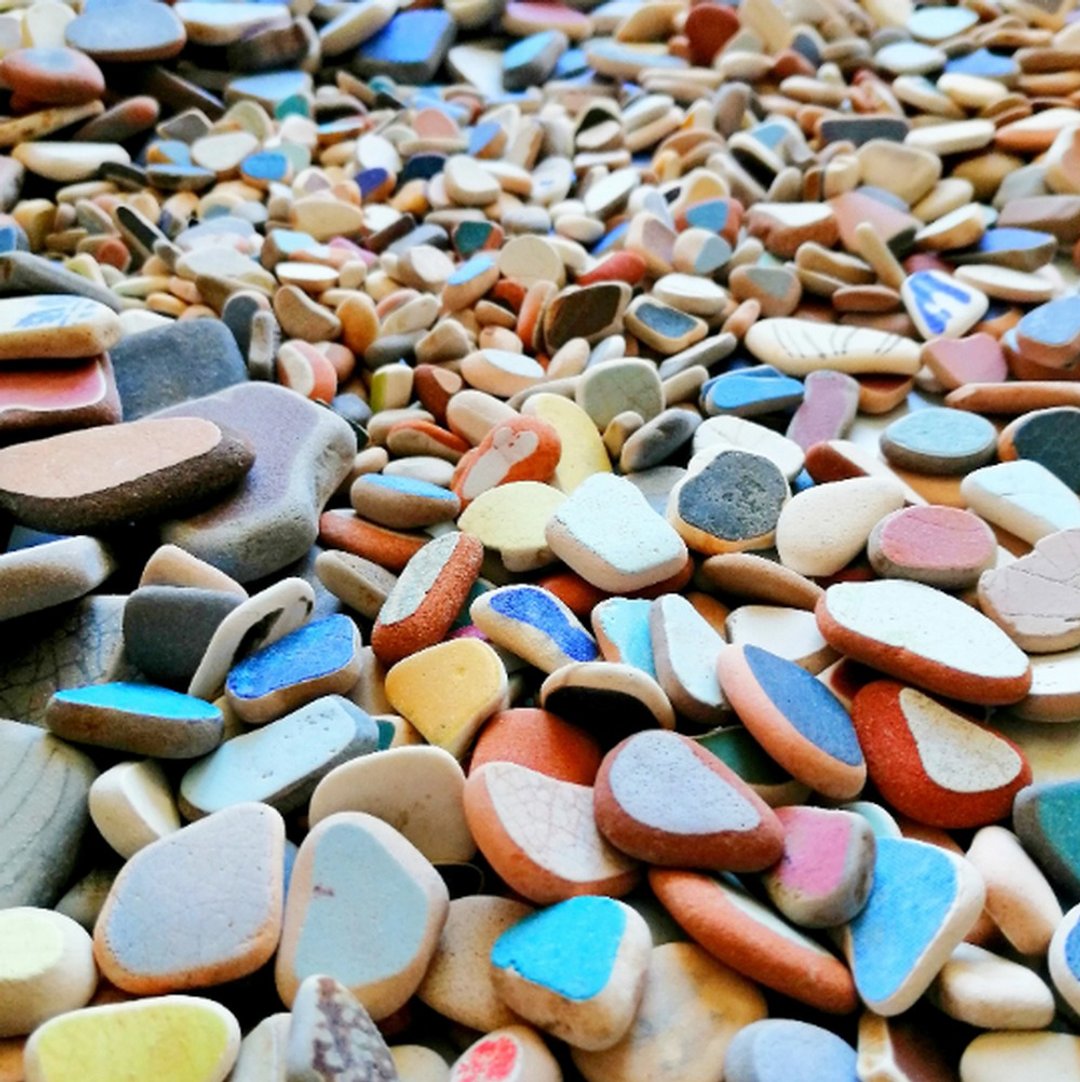 Sea Pottery shards 破碎的陶器 Multicolored broken mosaic tiles/Broken Porcelain 老瓷器 - 陶艺 - 陶 多色
