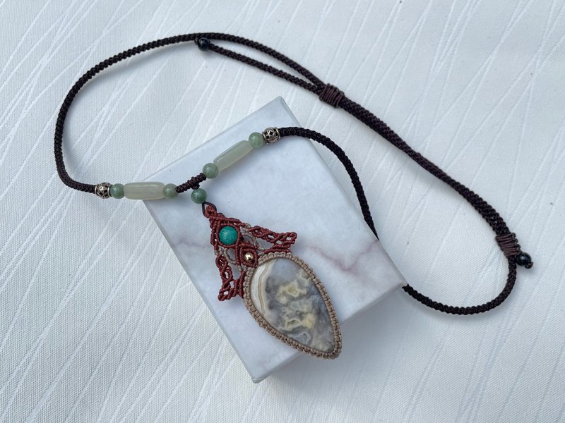 *220414 Macrame 疯狂玛瑙 编织 颈链 - 项链 - 半宝石 咖啡色
