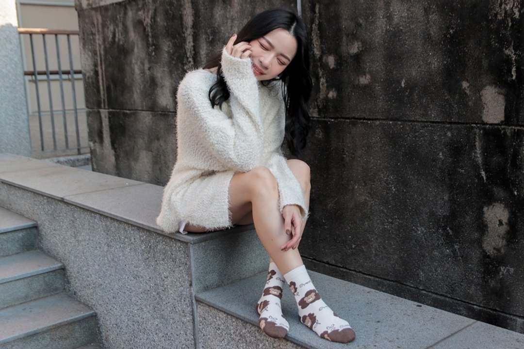Unni熊熊花语羊绒袜 袜子 鞋履袜品 socks 中筒袜 女袜 暖 羊绒 - 袜子 - 羊毛 咖啡色