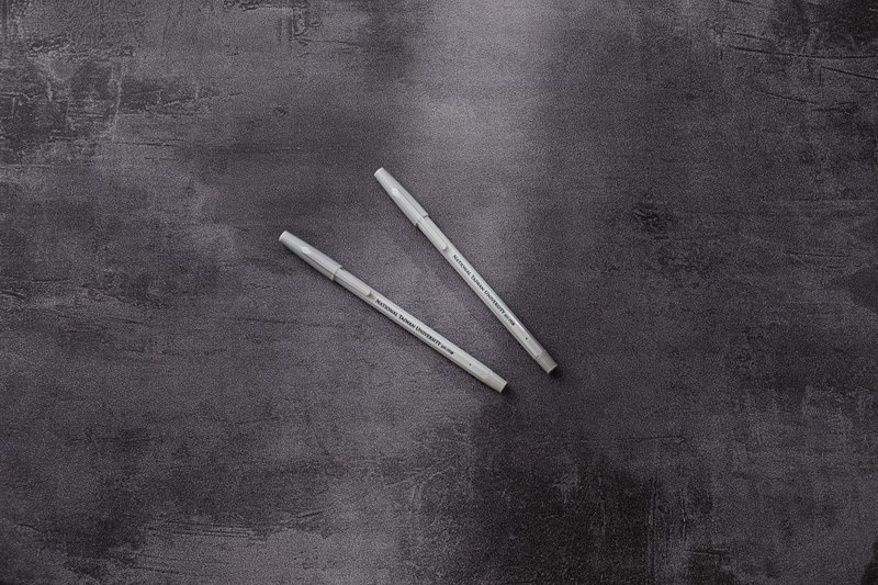 台湾大学 复古原子笔 - 石灰 - 圆珠笔/中性笔 - 其他金属 多色