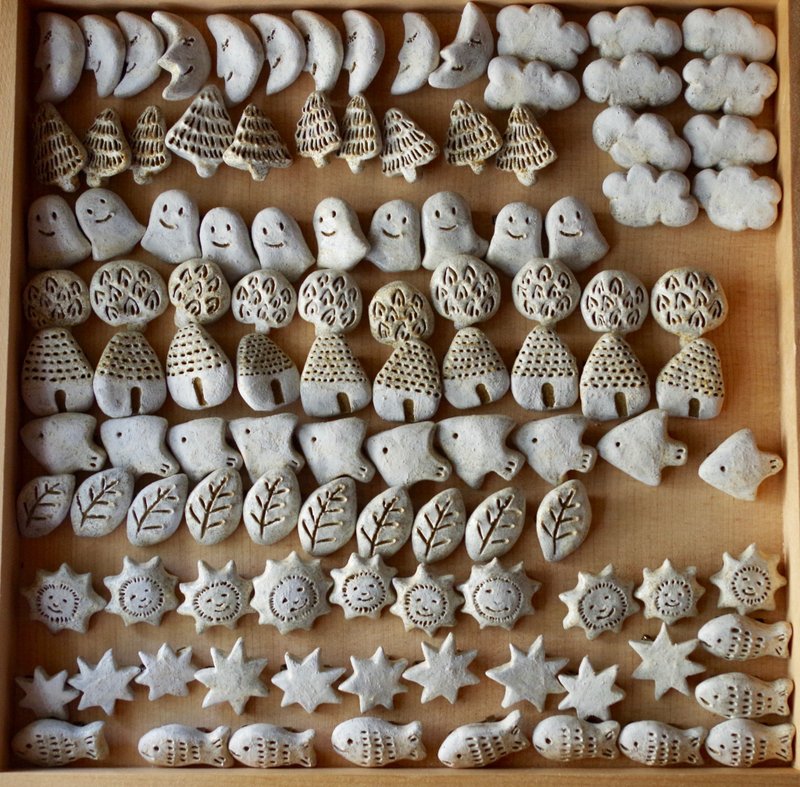 small broach クリスマスギフト - 胸针 - 陶 白色