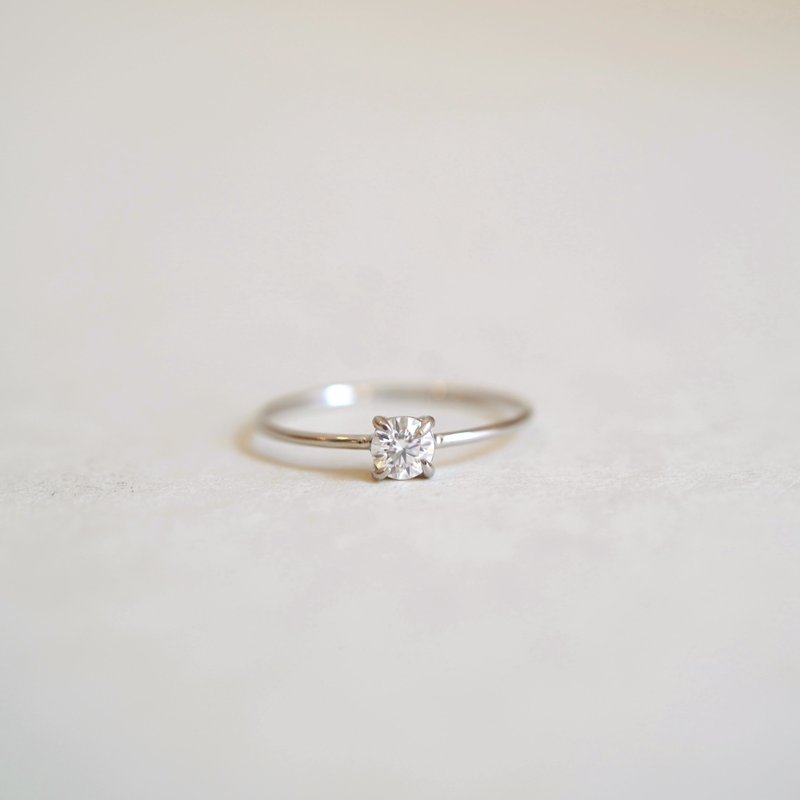 (纯银 925) 莫桑石戒指 4mm - 戒指 - 其他金属 透明