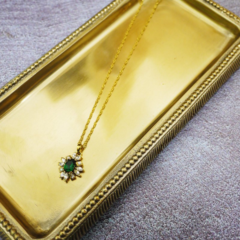 祖母绿宝色泽经典 项链 - 项链 - 宝石 绿色