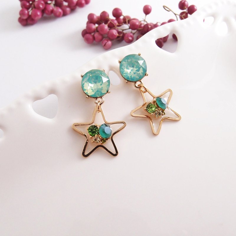 星翠。垂坠式耳环 - 蛋白钻耳针 / 可改硅胶耳夹 - 耳环/耳夹 - 宝石 绿色