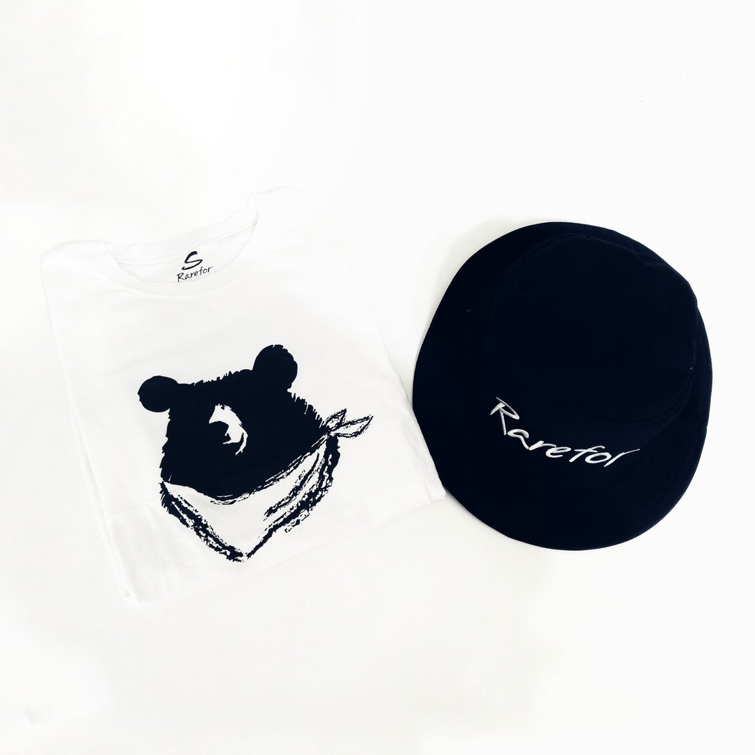 Rarefor  T-shirt 白T恤 台湾黑熊【 Goody Bag - 稀有福袋】 - 中性连帽卫衣/T 恤 - 棉 白色