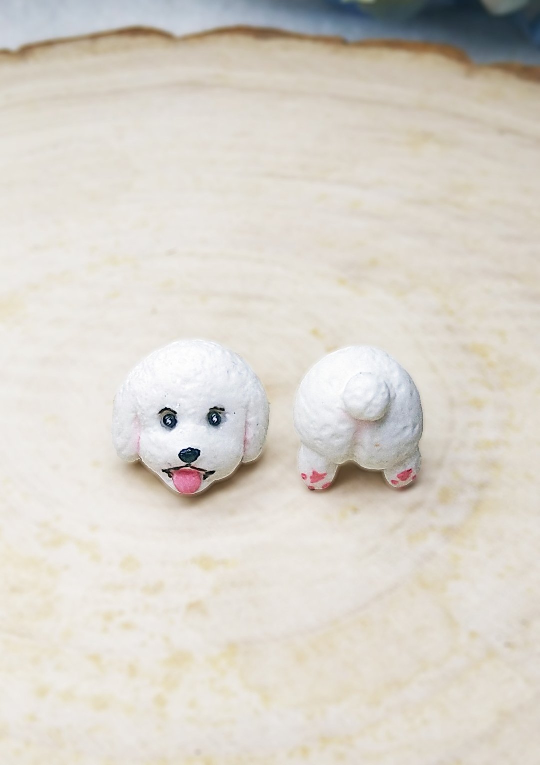 全手制 白色 吐舌贵宾犬 贵妇狗 耳钉/耳夹 - 耳环/耳夹 - 粘土 多色