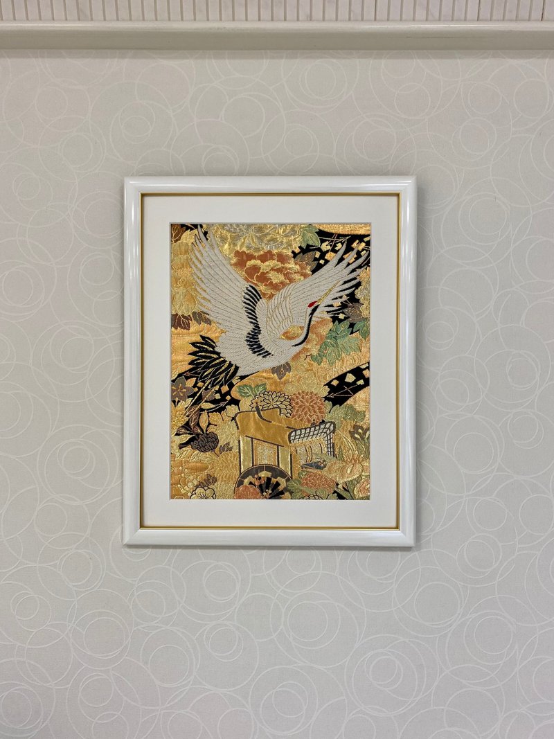 The art panel made from Japanese bride Kimono　Auspicious pattern Crane　001 - 墙贴/壁贴 - 绣线 金色