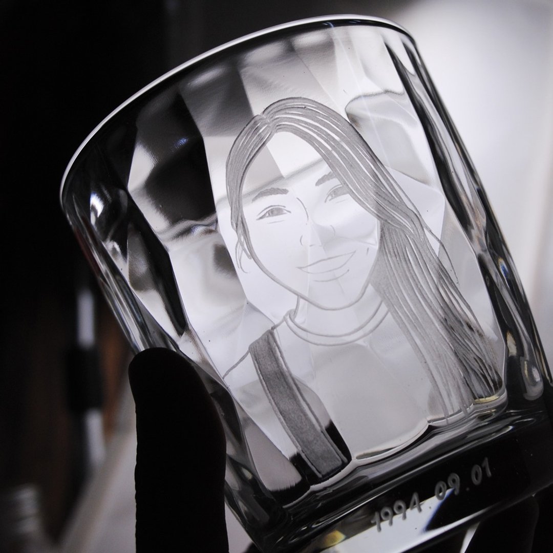 390cc【长发美女钻石杯】(写实版) 女朋友画像定制玻璃杯刻字肖像 - 订制画像 - 玻璃 白色