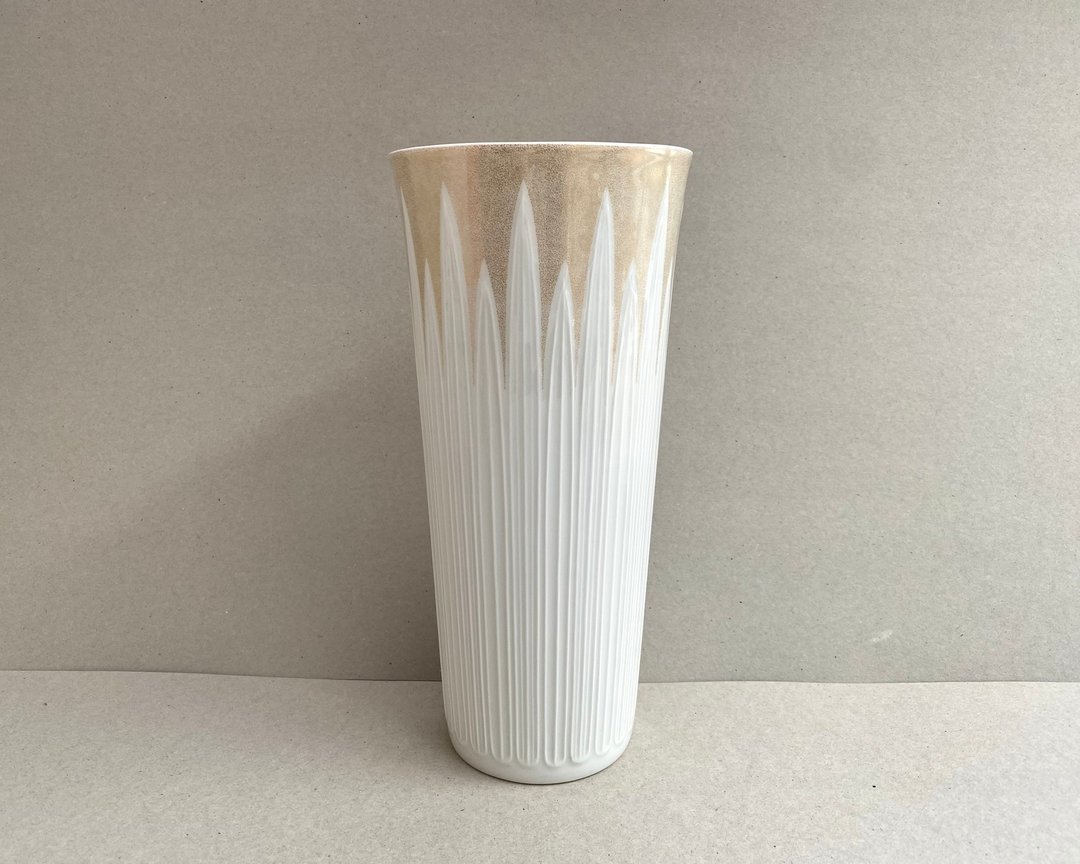 瓷器白色欧普艺术花瓶 产自德国 Hutschenreuther 70 年代 - 花瓶/陶器 - 瓷 白色
