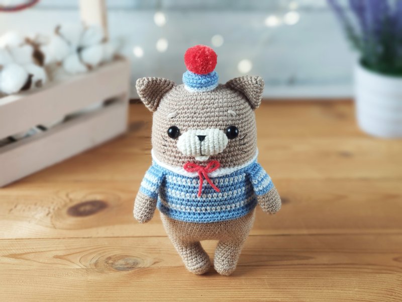 手工钩针编织水手服猫 – 20 厘米 Amigurumi 装饰娃娃 - 玩偶/公仔 - 羊毛 蓝色