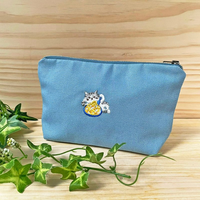 娜吉小物。小吃猫咪系列化妆包－灰猫小玉与芒果冰 - 化妆包/杂物包 - 棉．麻 蓝色