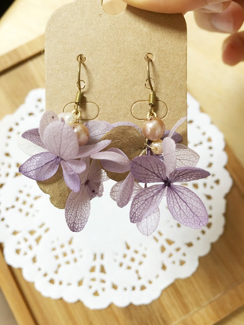 Ting衍生系列(紫花小金叶) --- 不凋花+干燥花 耳饰/耳环/耳夹 - 耳环/耳夹 - 植物．花 紫色