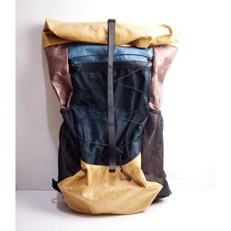 6dots Tyvek 登山包 40L 55L背包 过夜 露营 登山 大 容量 (拼色) - 后背包/双肩包 - 防水材质 多色