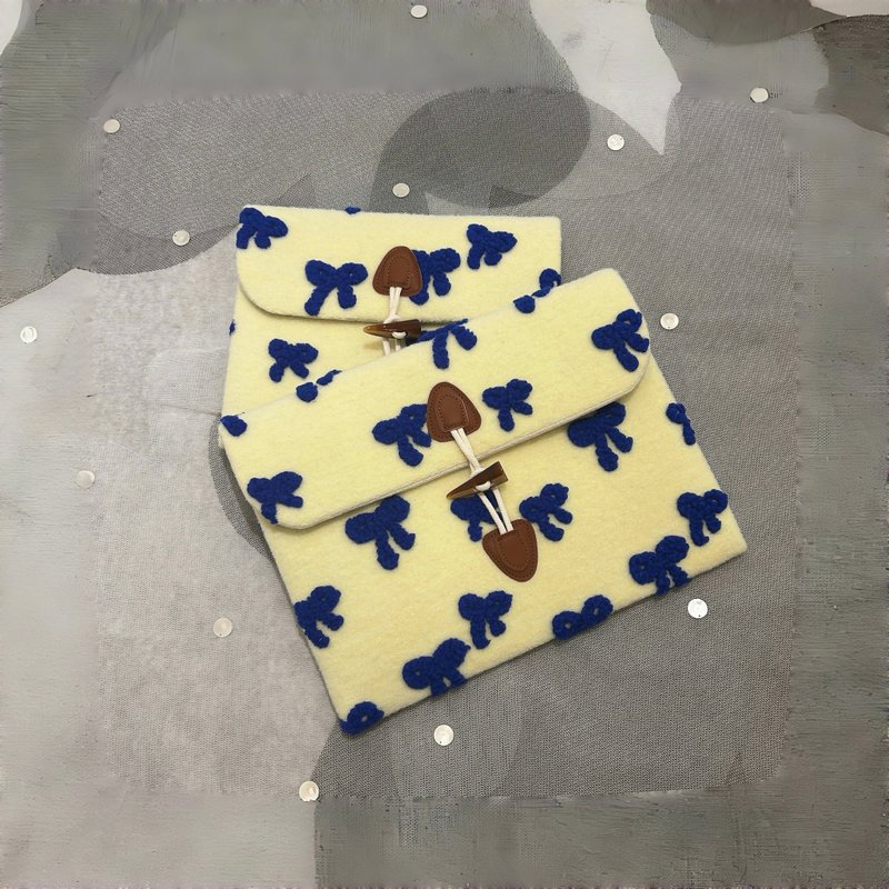 帕帕拉夏手工坊【手拿笔电包】万用/外出/环保 牛角皮扣-北海牛奶 - 电脑包 - 棉．麻 