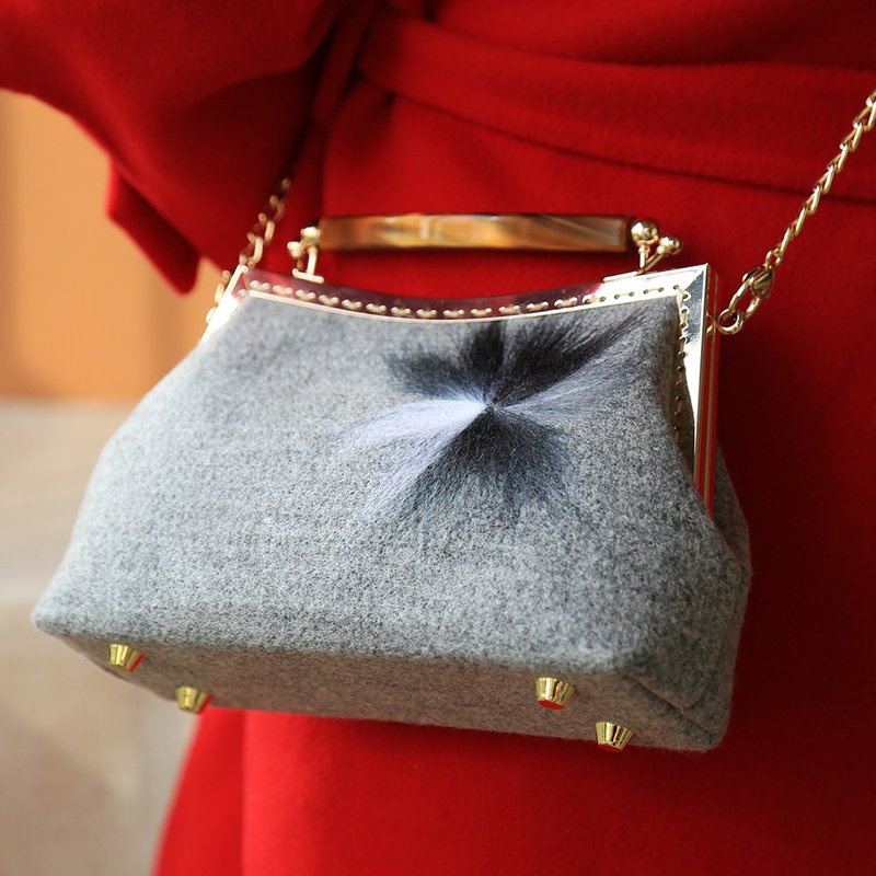 独家  斜挎包 手提包 新年礼物 礼物交换 生日礼物 纪念礼物 - 侧背包/斜挎包 - 羊毛 银色