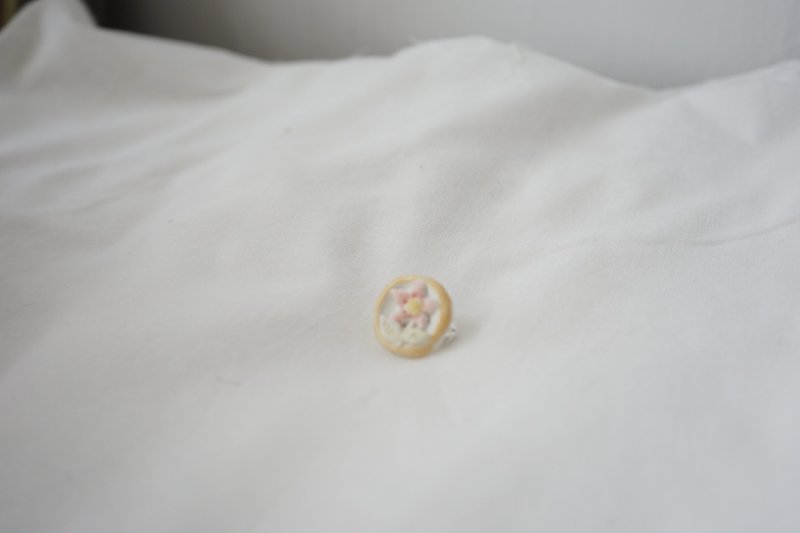 粉红色陶瓷花朵扣针 吊咀 吊坠 - 项链 - 瓷 多色