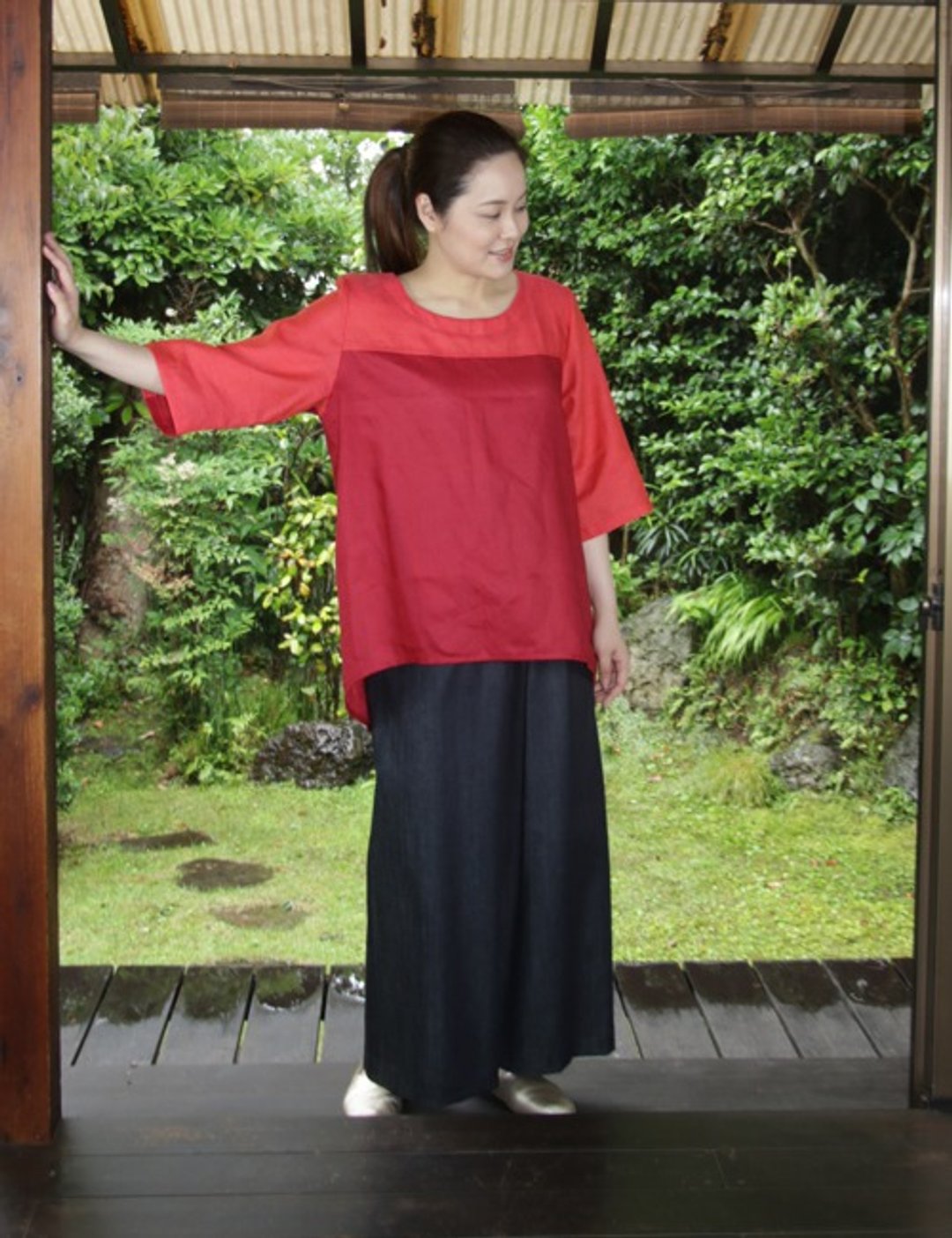 Linen T blouse (orange red) - 女装上衣 - 棉 