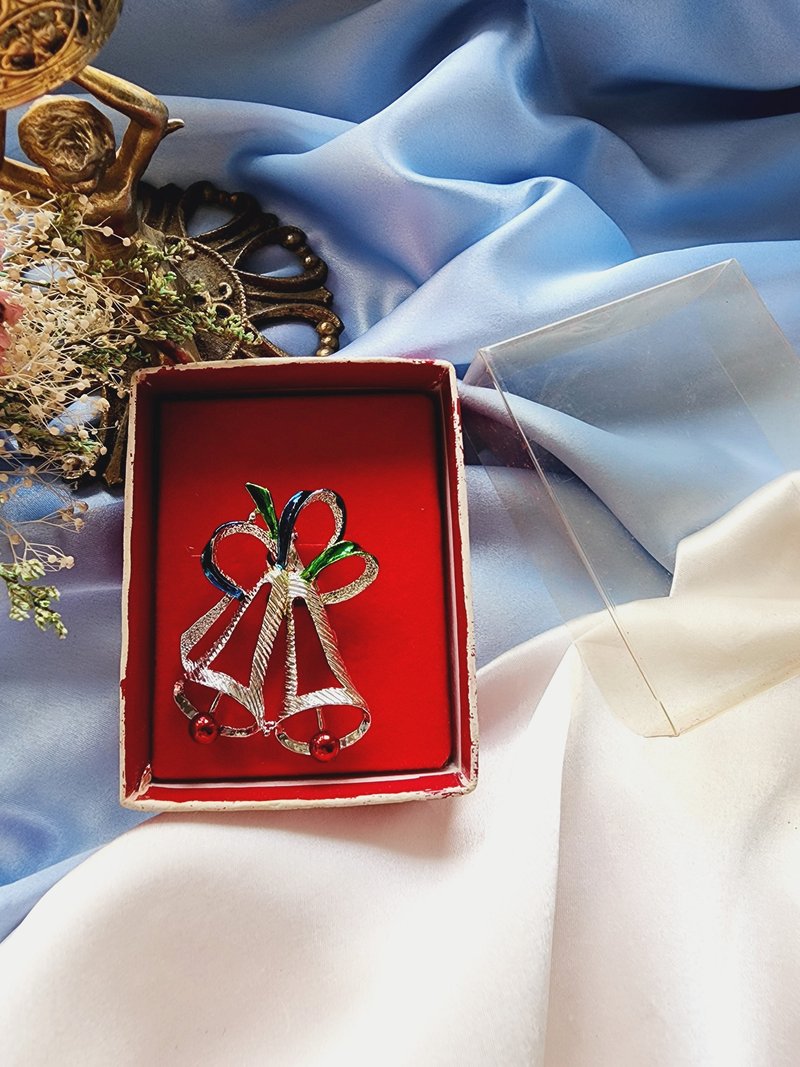 美国西洋古董饰品/ Gerry's中型镂空圣诞铃胸针/别针/圣诞节系列 - 胸针 - 其他金属 