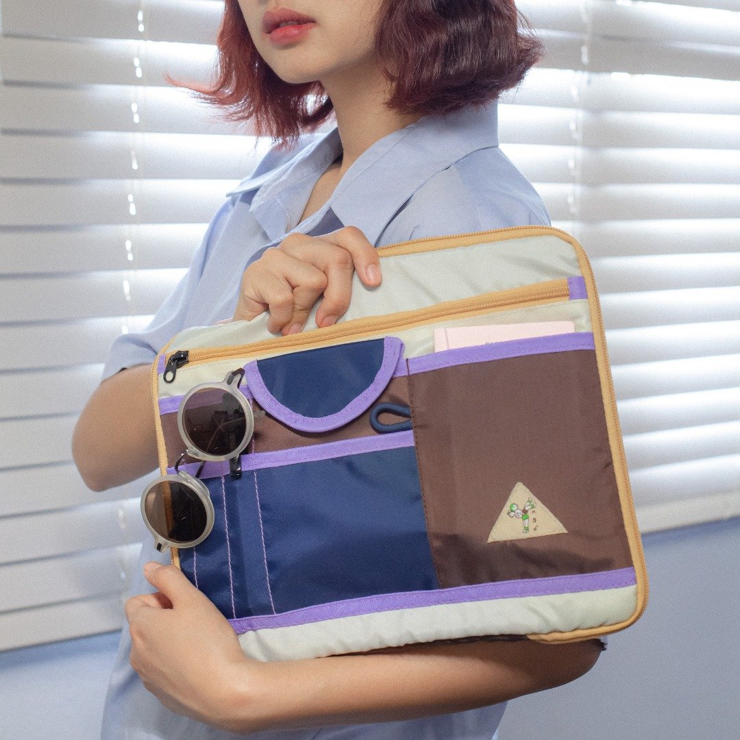 Nerdy Ipad Case / 米白 - 电脑包 - 其他材质 白色