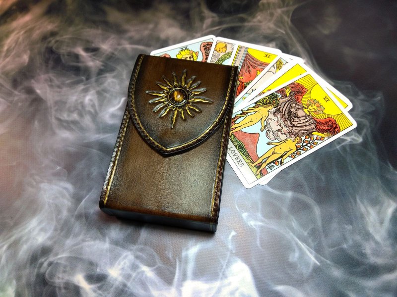 Brown Tarot Leather Case, storage of tarot cards, sun, tiger eye, tarot bags - 其他 - 真皮 咖啡色