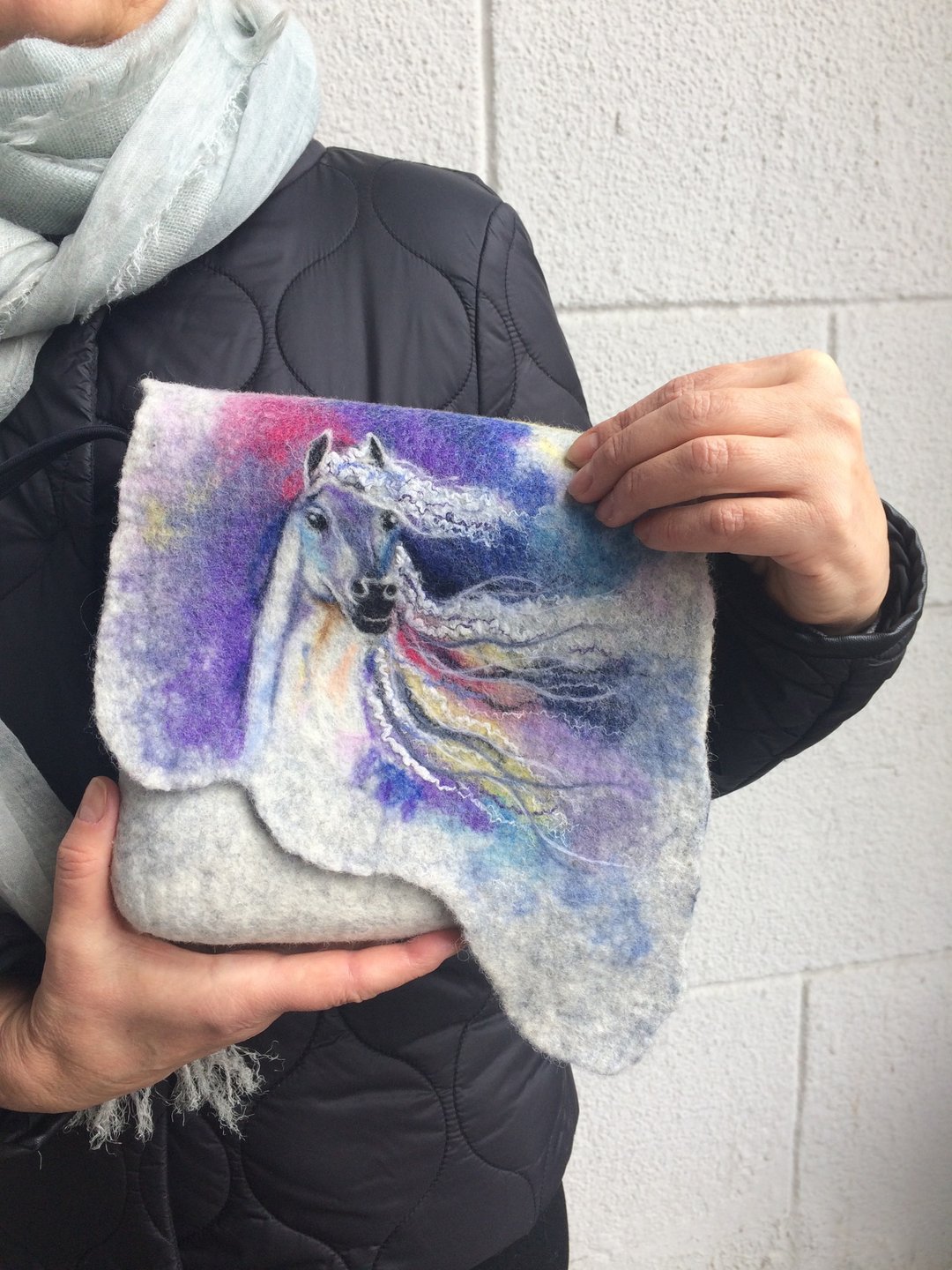 Horse crossbody bag for women Unique crossbody handbag Small messenger bag - 侧背包/斜挎包 - 羊毛 多色