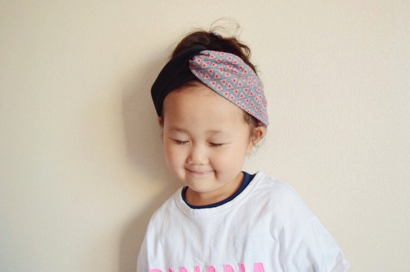 KIDS Triangle pattern x black or navy hairband - 发饰 - 棉．麻 粉红色