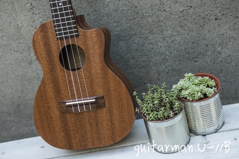 台湾制原创品牌guitarman 23寸全桃花心木手工乌克丽丽 - 吉他/乐器 - 木头 