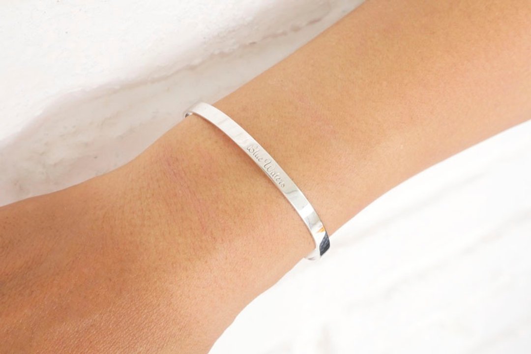 [Blue Waters] Original Simple Sterling Silver Bangle - 手链/手环 - 其他金属 银色