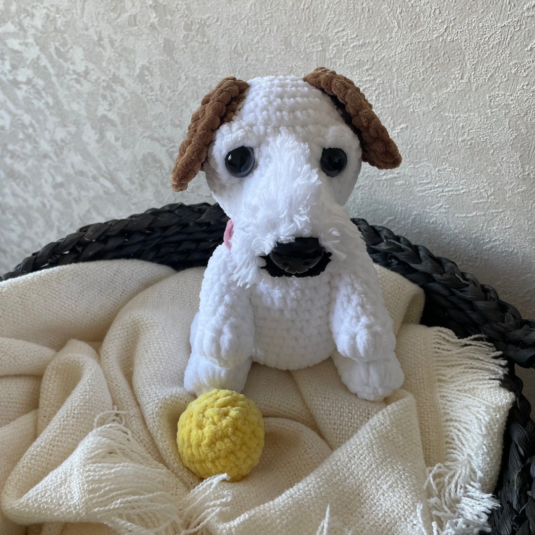 Cute crocheted Jack Russell terrier plush puppy, plush toy for dog lovers - 玩具/玩偶 - 聚酯纤维 白色