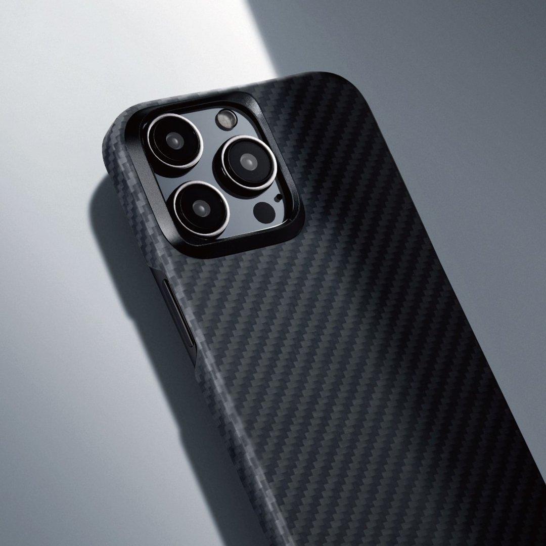 PITAKA | iPhone15 ProMax 航太纤维磁吸手机壳黑灰款 - 手机壳/手机套 - 其他人造纤维 黑色