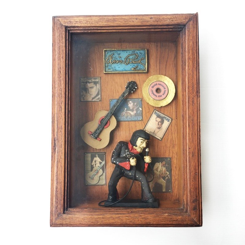 早期古件-Elvis Presley英国猫王壁饰 | 怀旧 古典 摇滚天王 壁饰 - 摆饰 - 木头 咖啡色