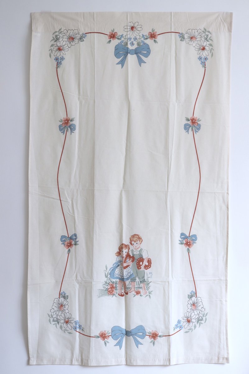 芬兰乡村兄妹复古蓝蝴蝶结印画长挂棉布/桌巾 - 门帘/门牌 - 棉．麻 黄色