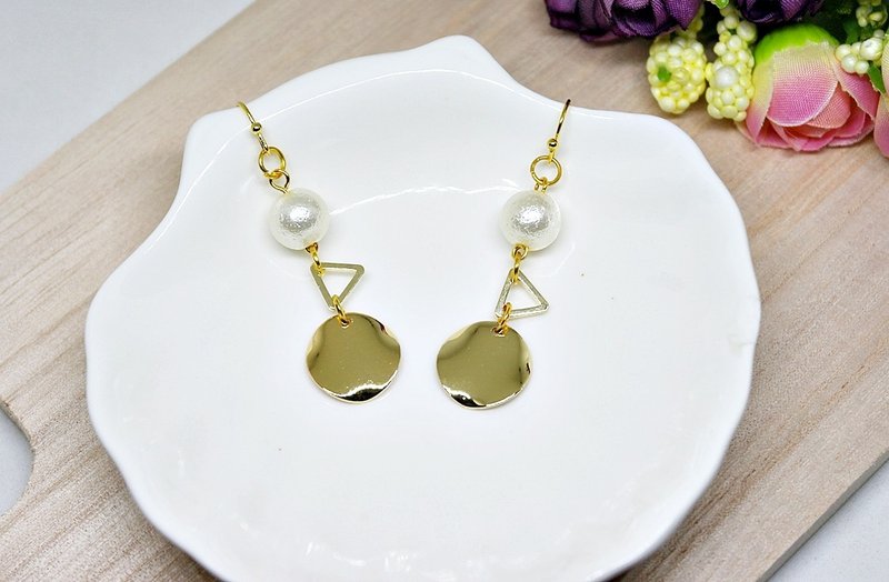 合金＊三角地带＊_勾式耳环 - 耳环/耳夹 - 其他金属 白色