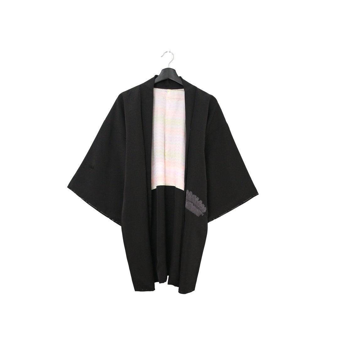 Back to Green-日本带回羽织 黑 芒草 /vintage kimono - 女装休闲/机能外套 - 丝．绢 