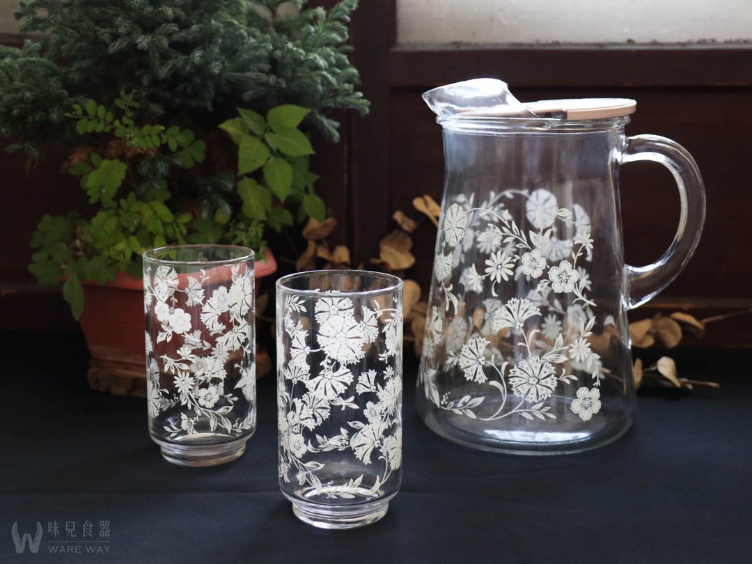 早期进口冷水杯壶－梅花草、石竹与小雏菊 (餐具/老件/旧物/玻璃) - 其他 - 玻璃 透明