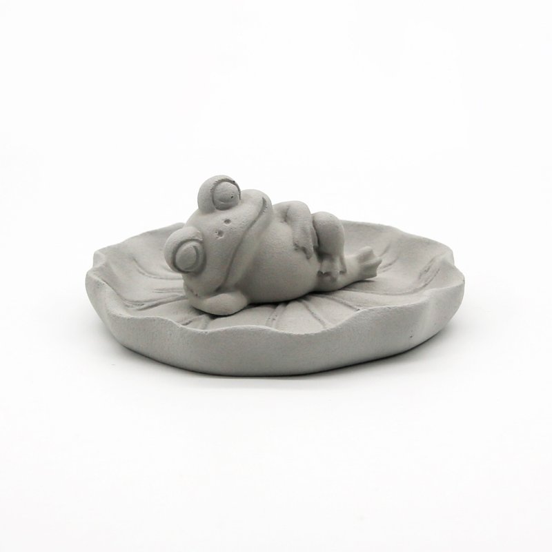 Chill FROG I 两件式Chill蛙扩香石 I 附5ml精油－马年开运小物－ - 香薰/精油/线香 - 水泥 