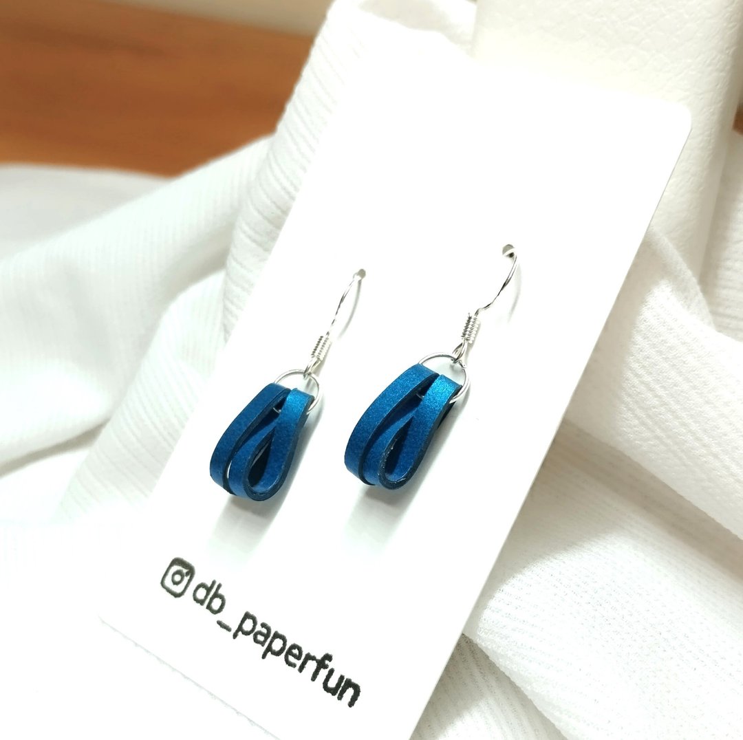 衍纸 卷纸 纸工艺 纸珠宝 手作饰品--缠绕/宝蓝色 paper earring - 耳环/耳夹 - 纸 蓝色