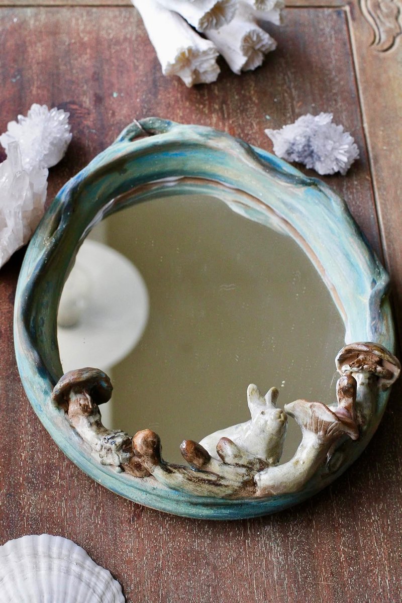 纯手捏森林兔与菇陶瓷挂镜子 - 摆饰 - 陶 绿色