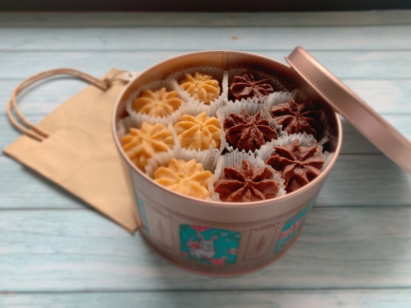 手工曲奇 420g 圆形铁盒 英式下午茶 ~最后一个售完不补 - 手工饼干 - 新鲜食材 卡其色