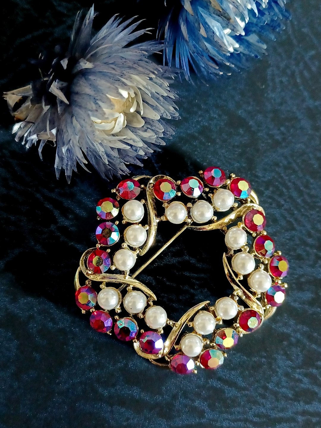 vintage jewelry  BSK 金色五边珍珠极光莱茵花卉 别针 - 胸针 - 其他金属 