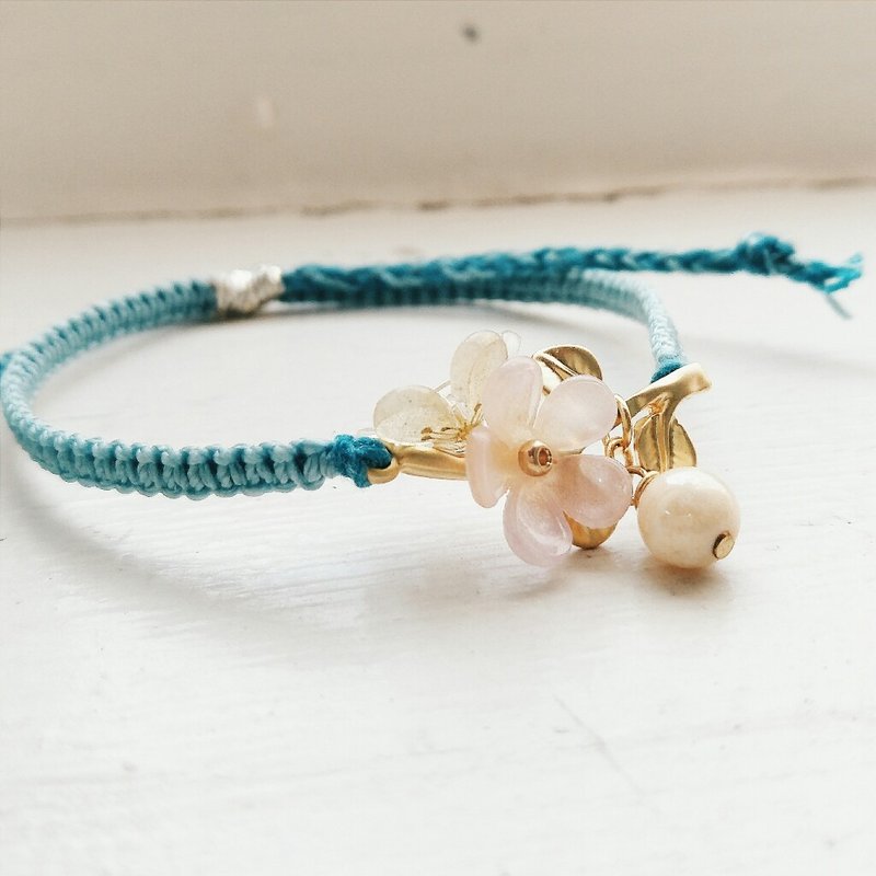 蜡线 编织 绳编手环 小梅花束 - 手链/手环 - 其他材质 透明