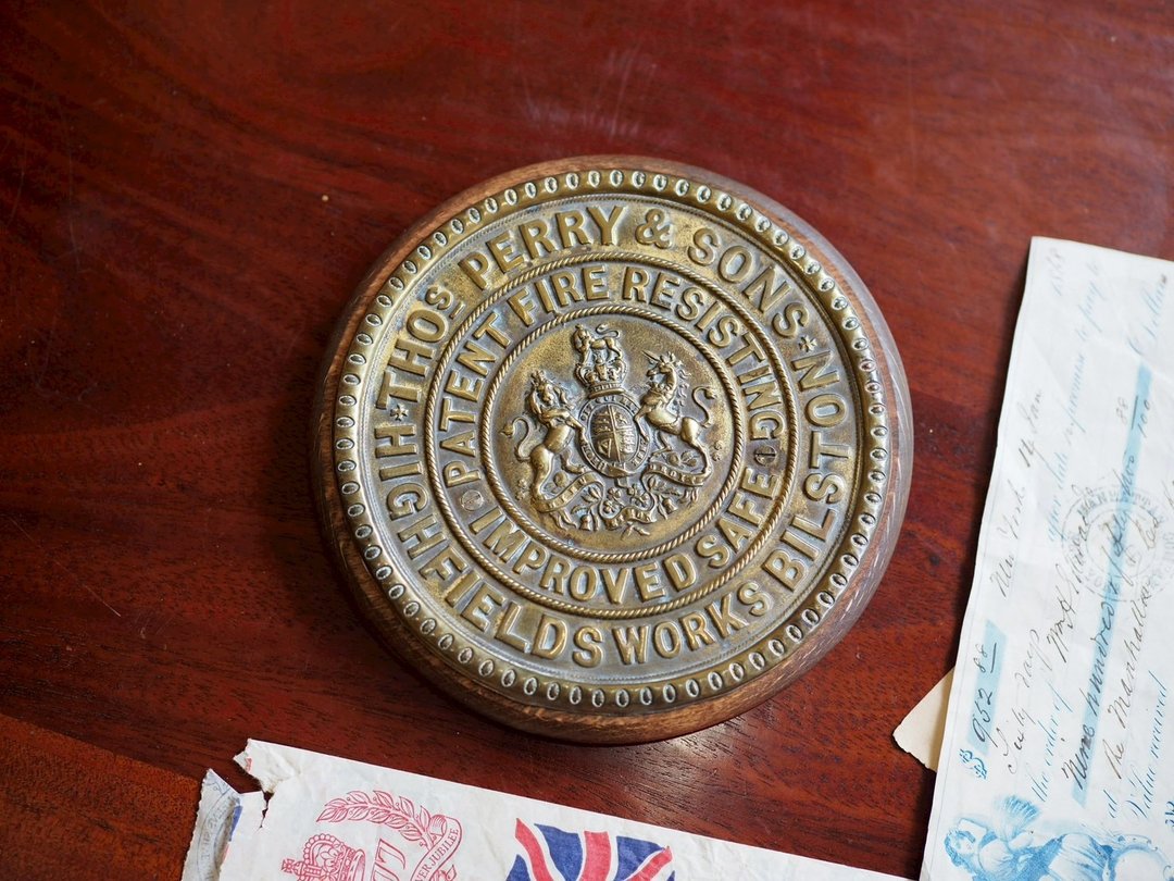 英国 Perry & Sons 耐火保险公司黄铜展示牌 - 摆饰 - 铜/黄铜 