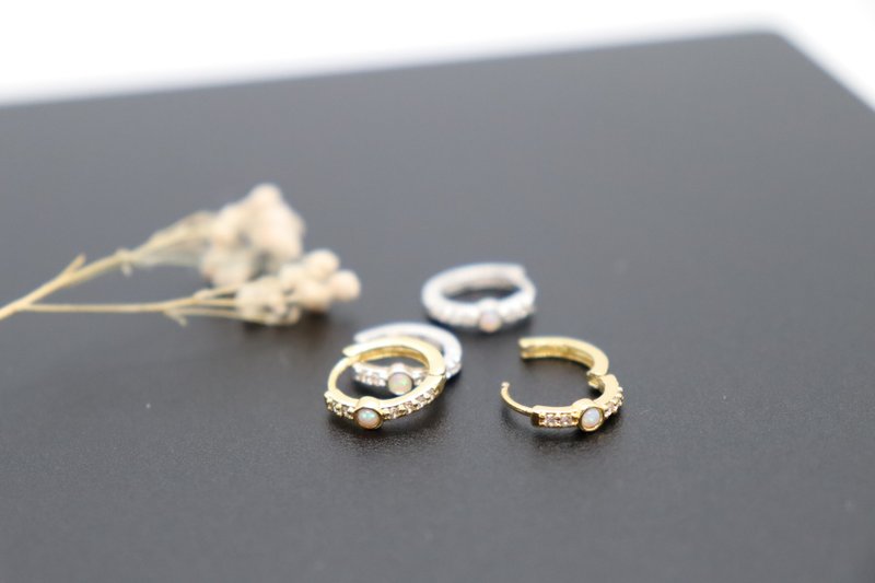 微型蛋白石立方锆石钻石环形耳环迷你银耳环 - 耳环/耳夹 - 铜/黄铜 多色