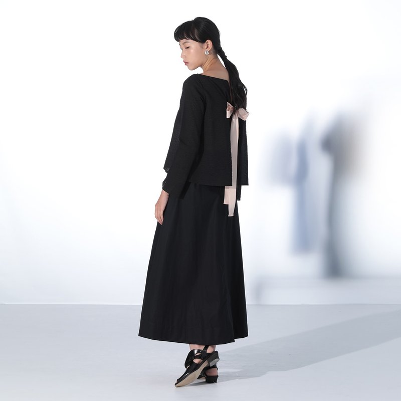 黑色背绑带上衣 - 女装上衣 - 棉．麻 黑色