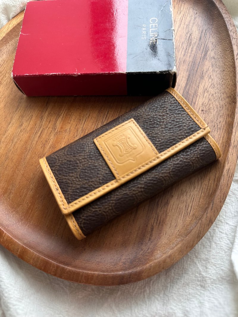 保存品 Vintage Celine 凯旋门徽章棕花钥匙包 - 钥匙链/钥匙包 - 真皮 