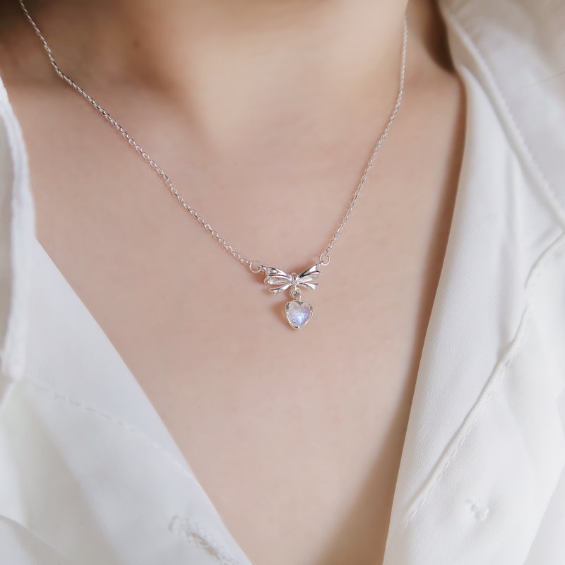925纯银 经典款 蝴蝶结 爱心 月光石 项链 锁骨链 长链 免费包装 - 项链 - 纯银 白色