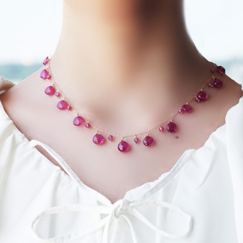 K18 极致红宝石 圆形切割 装饰项链 Azalea - 项链 - 宝石 粉红色