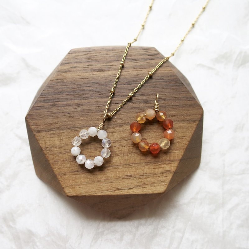 圆形吊坠 不含链 月光石 红玉髓 美国进口14k包金链不褪色 - 项链 - 宝石 金色