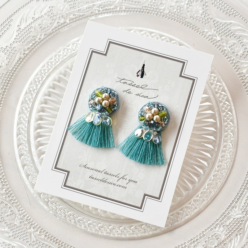 Tassel earrings/Mermaid Blue - 耳环/耳夹 - 绣线 蓝色