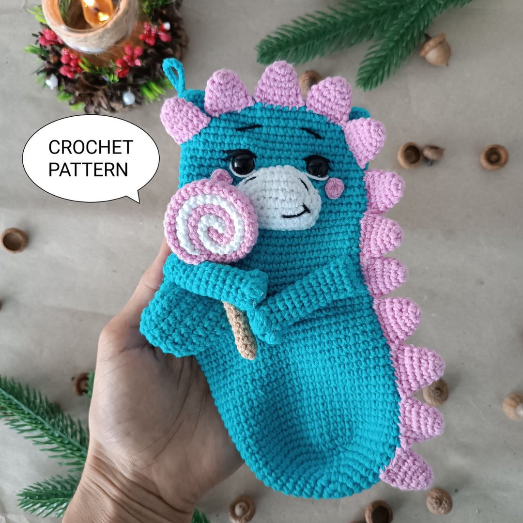钩针图案圣诞袜龙，圣诞 amigurumi 袜 - 手工艺教程/工具书 - 其他材质 